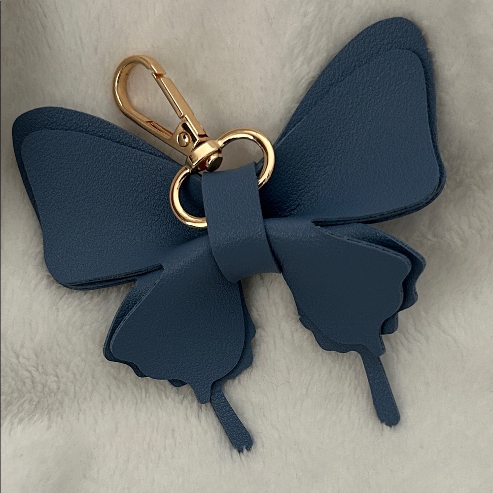 Beautiful Faux Leather Butterfly Bag Charm or Keychain - Picture 3 of 8
